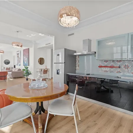 Rerf 2046 - Croisette - Fully Renovated With Sea View For * 戛纳